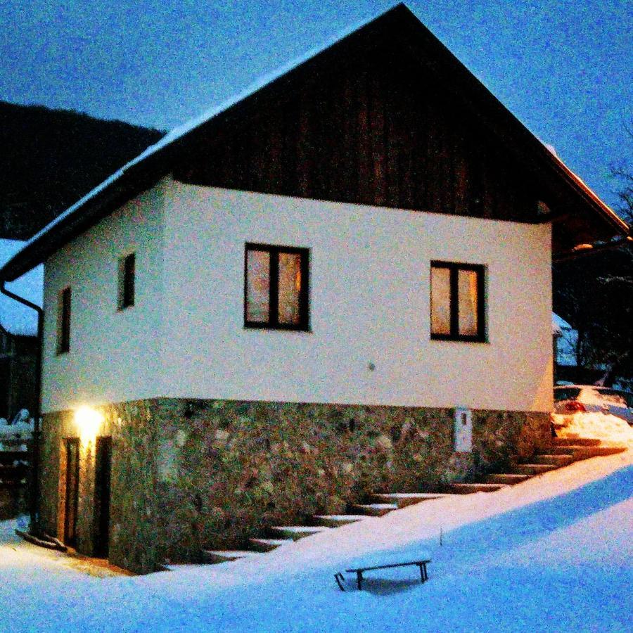 House S&D Villa Otočac Eksteriør billede